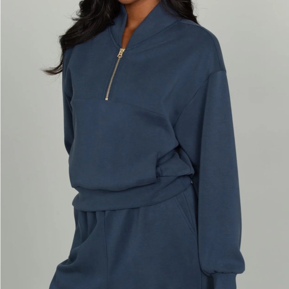 Goldhinge Tops - GOLDHINGE STONE NAVY LUXESOFT LOUNGE QUARTER ZIP-M